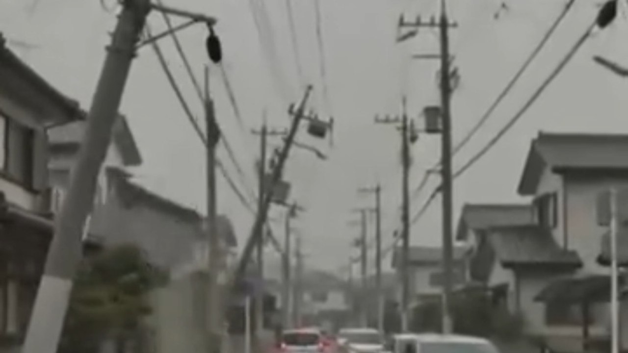 7.1 Magnitude Earthquake Hits Japan: Mall & Factory Collapsed Live Footage!