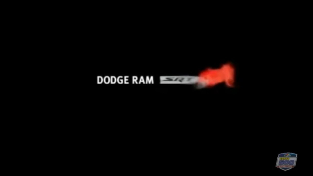 2 Comerciais da Dodge Ram SRT10 - A Pickup com Motor V10 do Viper