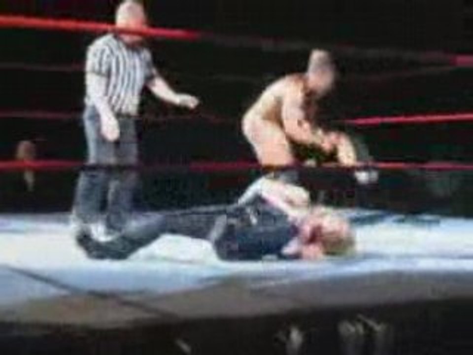 Trish Stratus - 2003 WWE HouseShow Clips