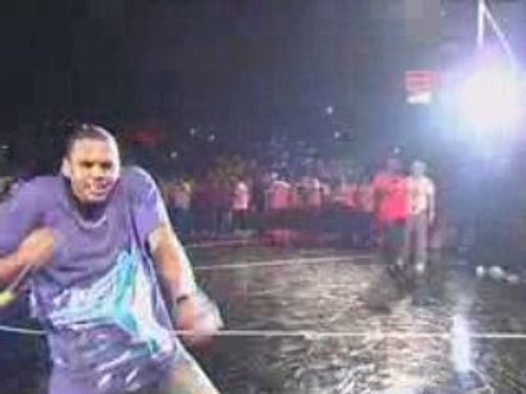 Chris Brown Live Wall to Wall
