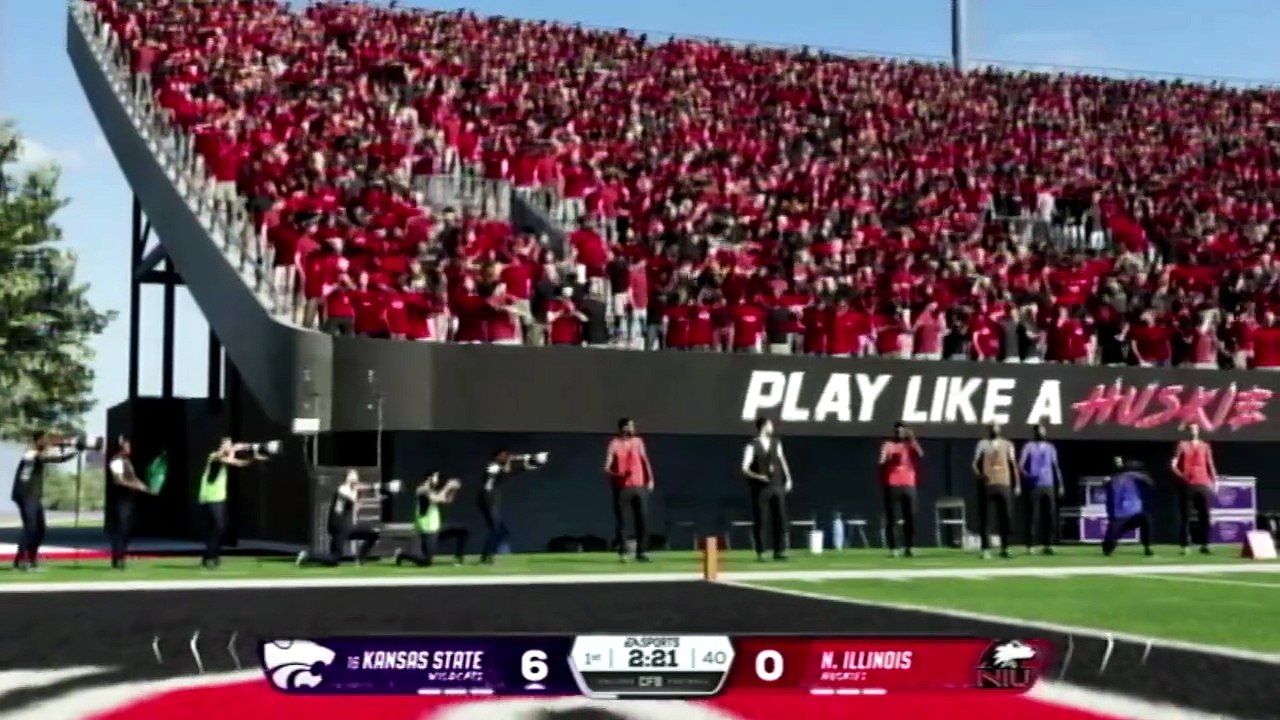College Football 26 Huskies vs Wildcats