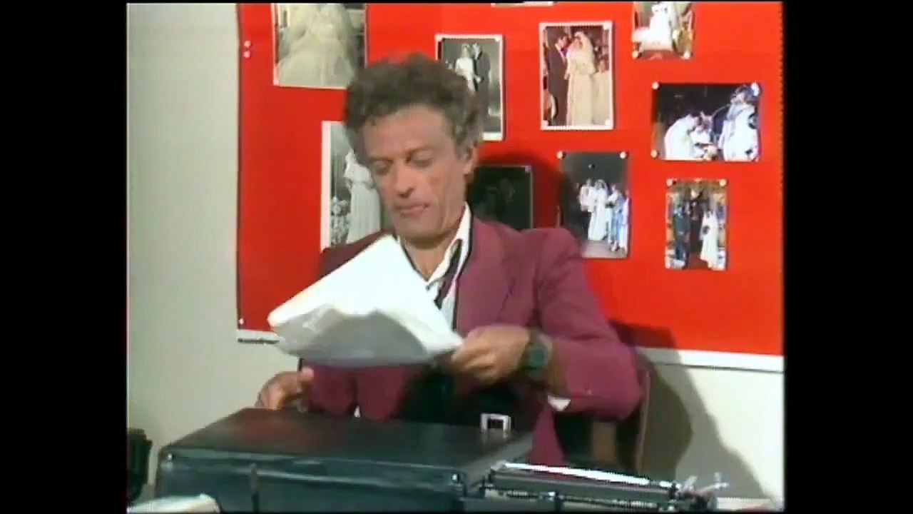 Η χήρα ο κοντός και οι παρθένες (1987)