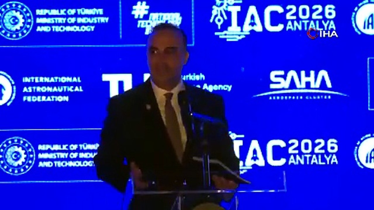 Bakan Kacır: "Türkiye’de tasarlanan ve inşa edilen bir uzay aracıyla Ay’a ulaşmaya hazırlanıyoruz"