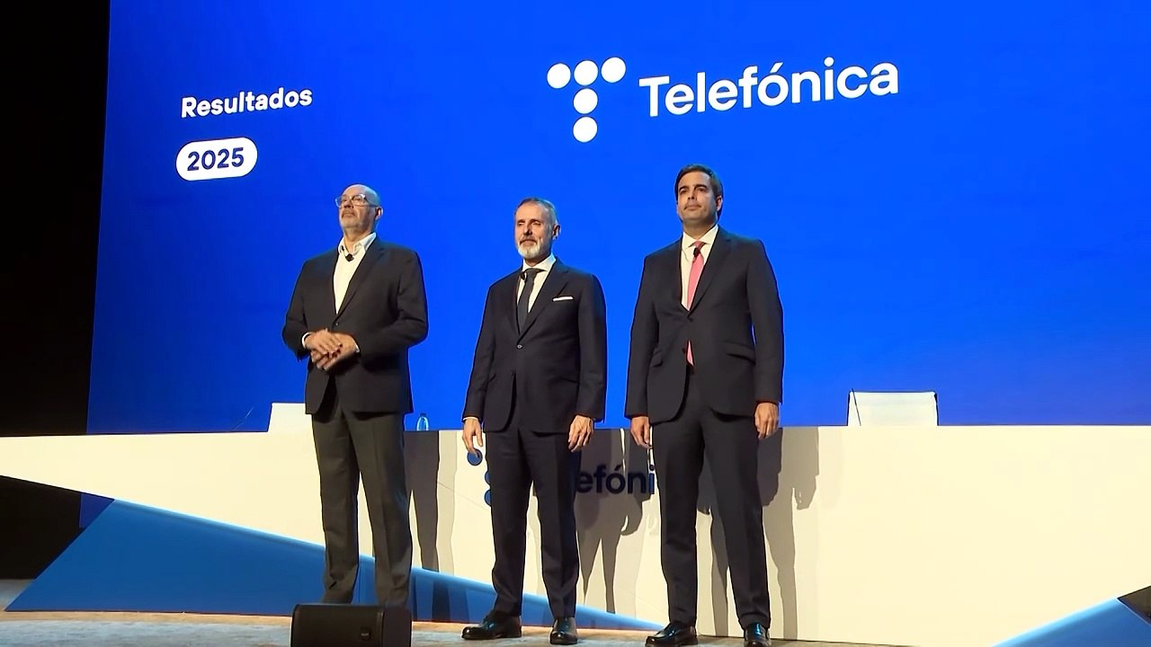 Telefónica reduce un 75% sus pérdidas hasta junio e ingresa 16.392 millones