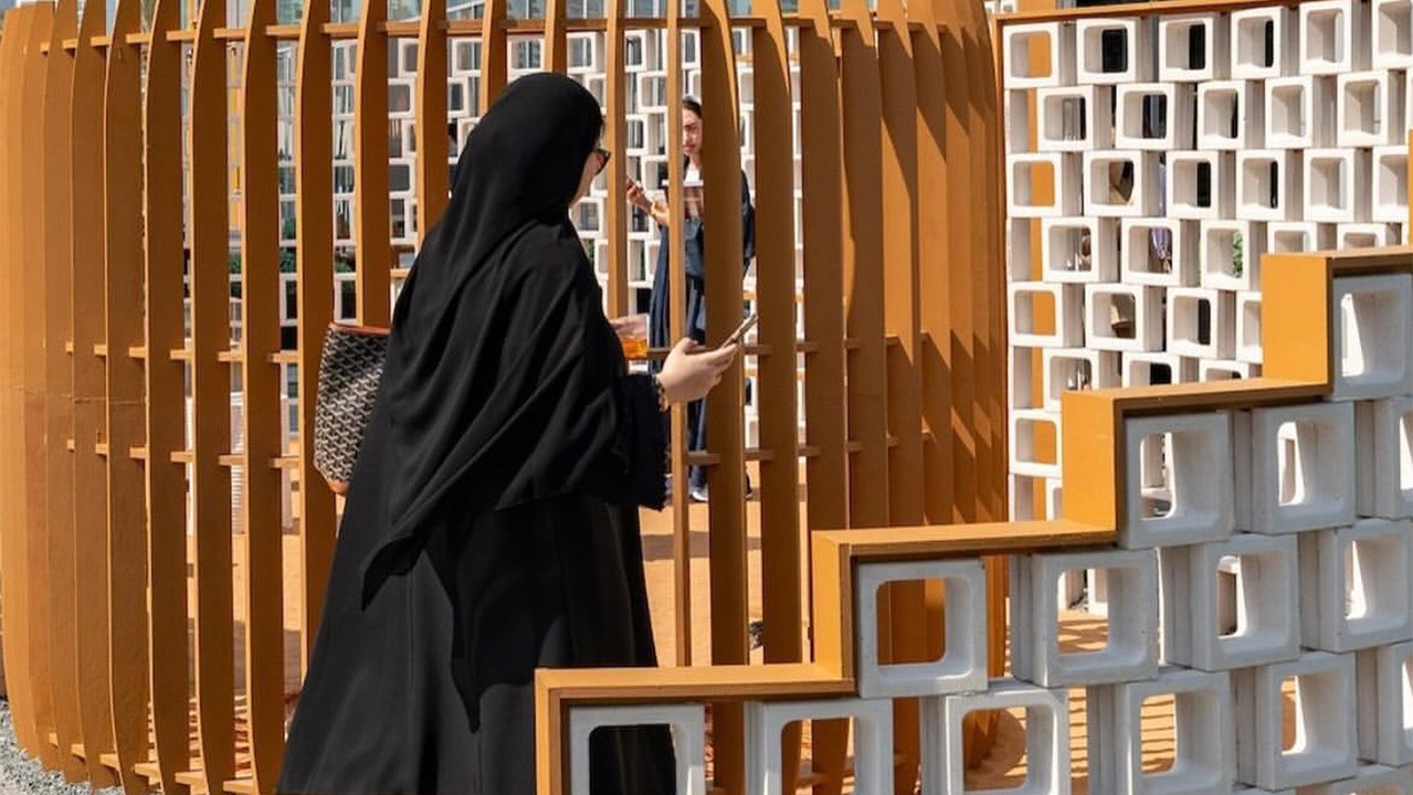 Terremoto en la industria de la construcción: los Emiratos Árabes convierten la arena del desierto en ladrillos y reduce un 50% el cemento necesario