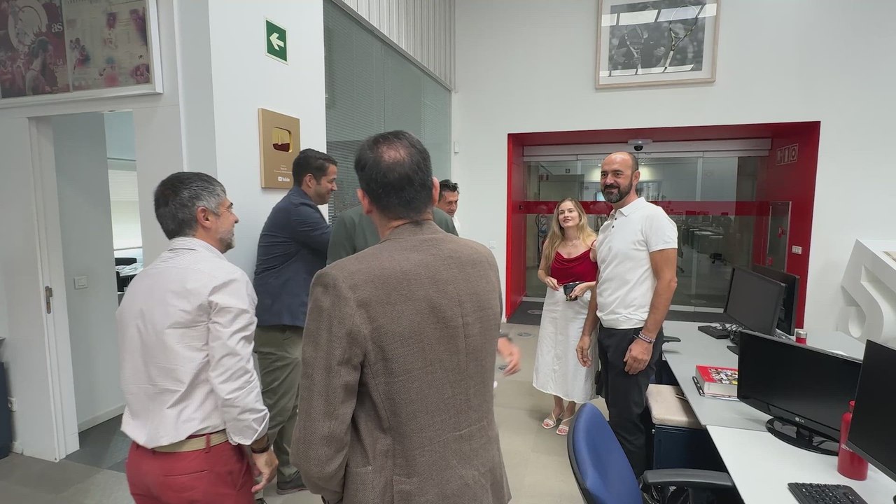 VISITA AS JAVIER GUILLÉN