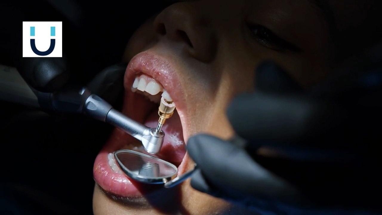 Which orthodontist near Centennial is recommended for teen Invisalign?