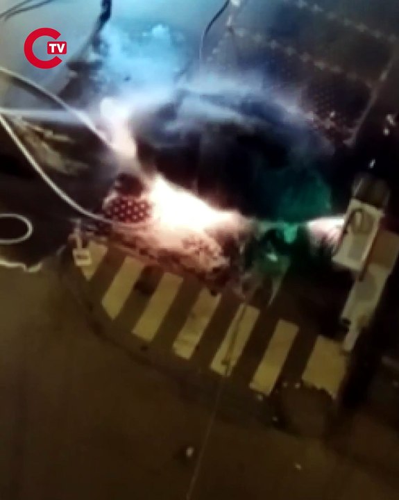 Kayseri’de alev alan elektrikli araç bomba gibi patladı... O anlar kamerada