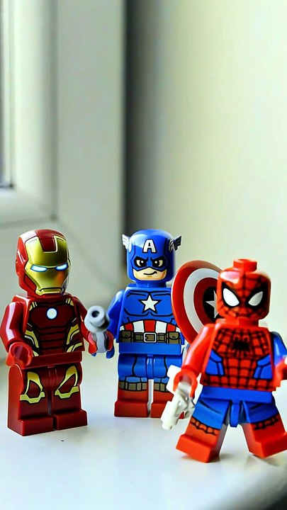 LEGO AVENGERS ACTION  FIGURES