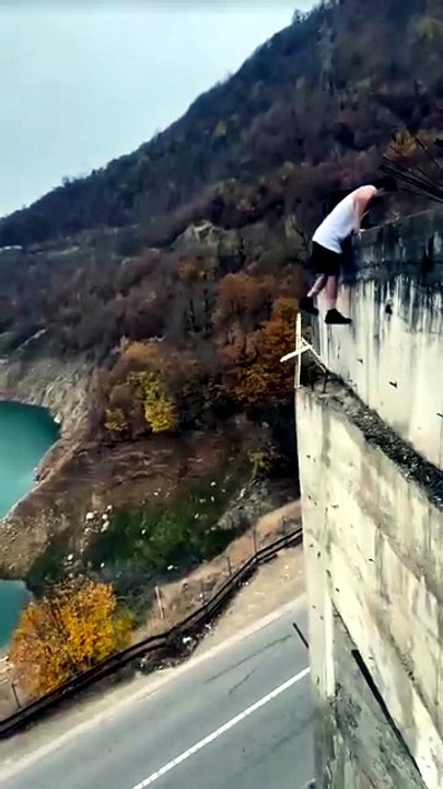 Insane Extreme Parkour Stunt on a High Wall