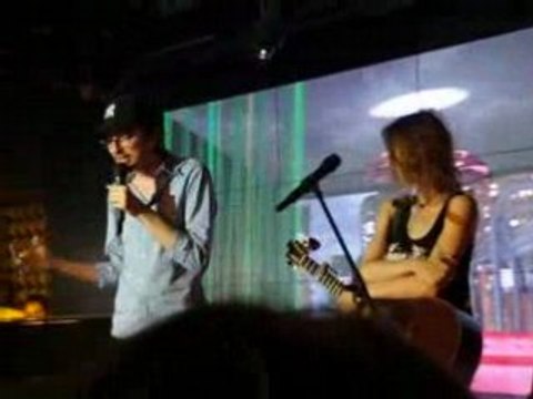 Christophe Willem- SFR 090708 Tout en délires