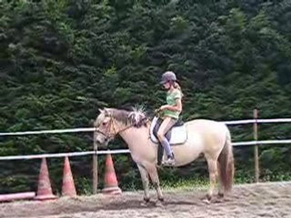 Pénélope : jambette ^^