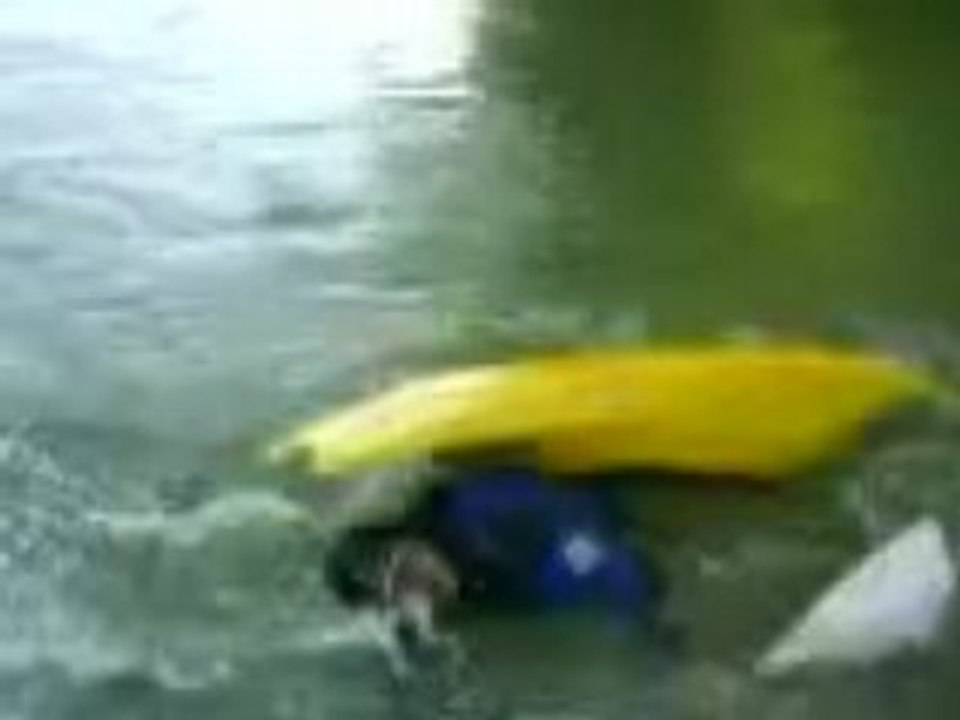 Kayak freestyle dry-roll
