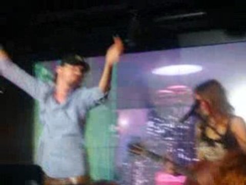 Christophe Willem show-case SFR - Quelle chance