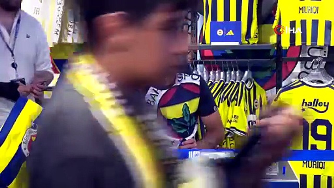 Vedat Muriqi’ye Kadıköy’de sevgi seli | Ajansspor | IHA