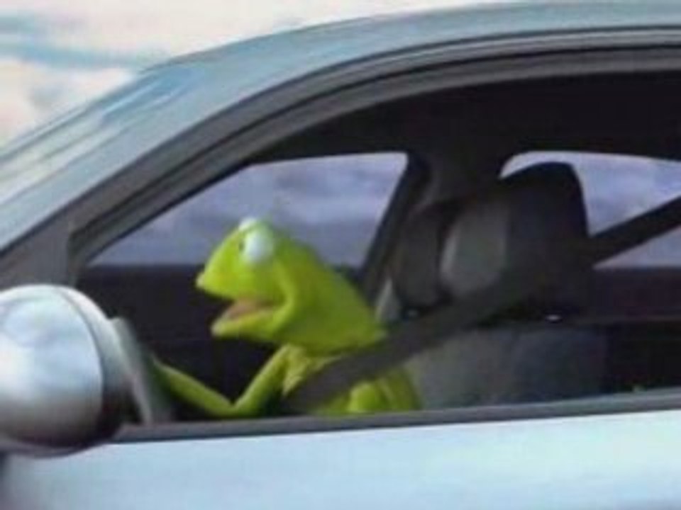 Elmo BMW 1 Series Japan Funny Commercial