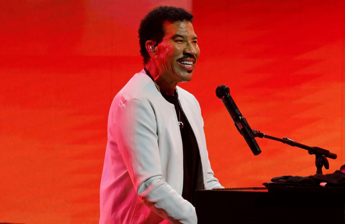 Lionel Richie weiterhin auf Intensivstation – Ärzte vermuten Herzprobleme