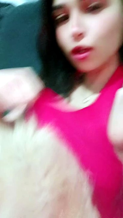 1000108738
