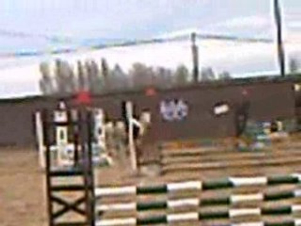 Sarah sur Qualimero des écuries des Mousseaux