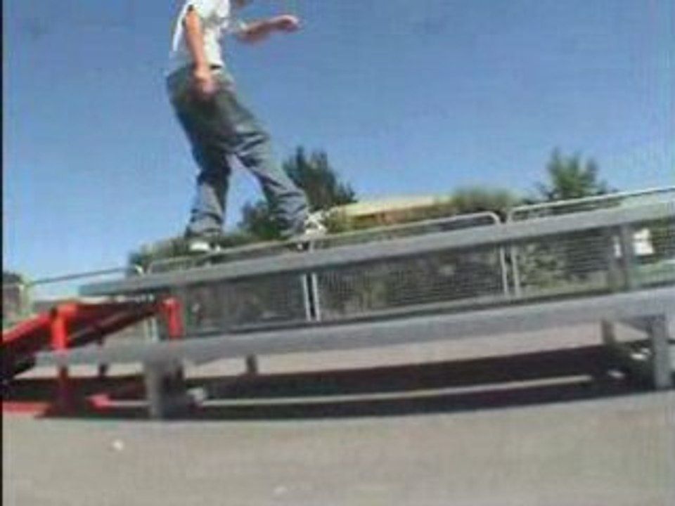 Skatevid4u clip 11