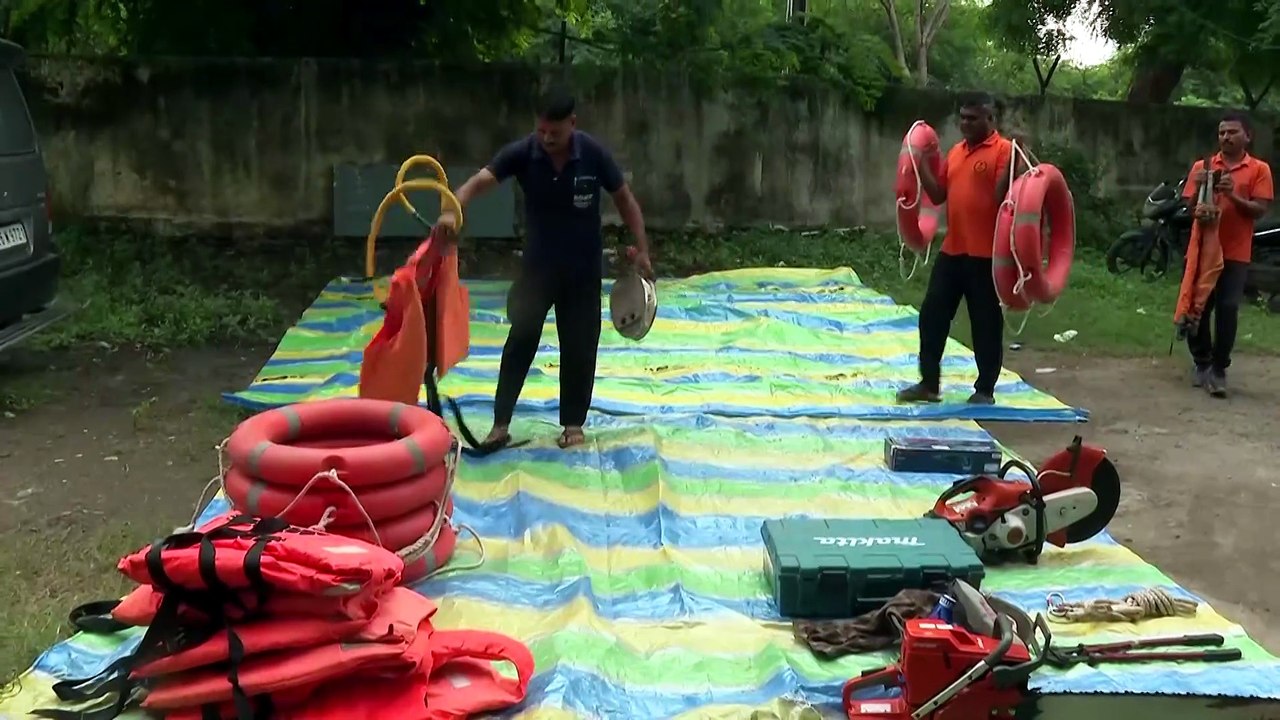 SDRF TEAM READY TO COMBAT #BHARUCH HEAVY RAIN ALERT  SITUATION #GUJARAT