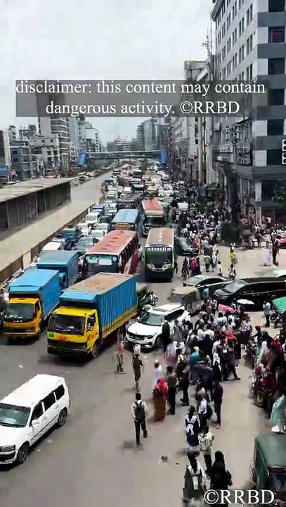 The world's most chaotic road 🌍🚗🤯