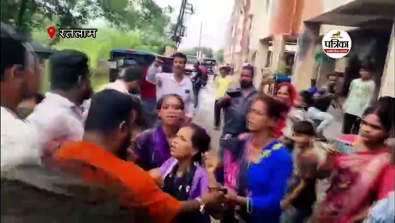 नोटिस से भड़के मल्टी के रहवासी
