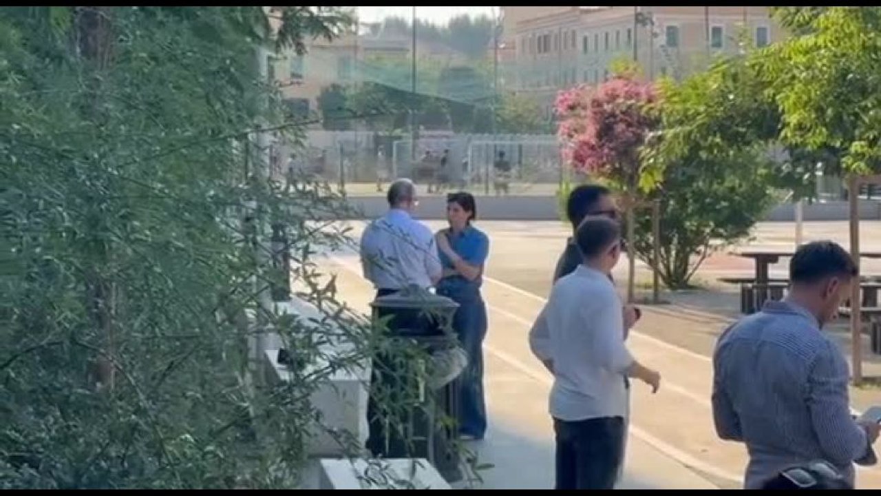 Pd, colloquio Schlein-Gualtieri dopo un evento al Pigneto a Roma