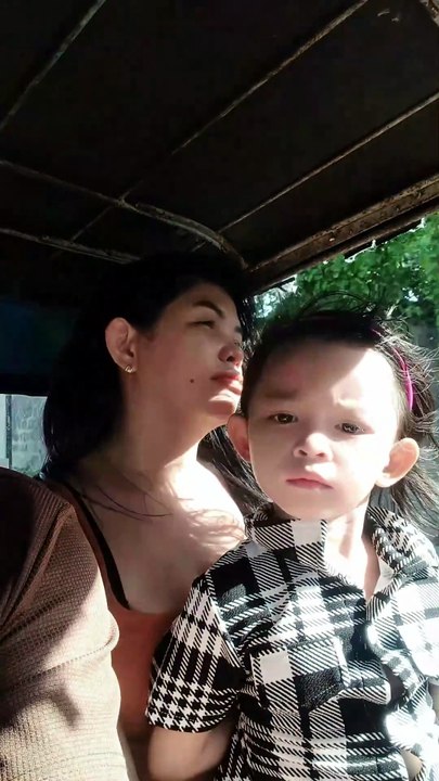 Nagfilm ang mga pasahero