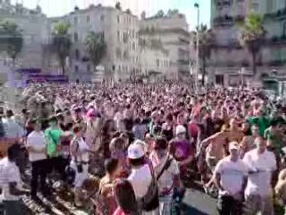 Little Gulli mix@gay pride Marseille (char DB)