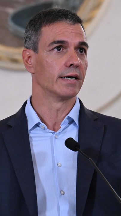 Sánchez denuncia una “violación de la integridad territorial de España”