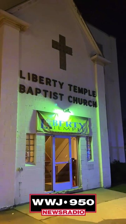 Nude man claiming to be Jesus crashes car into Detroit church
