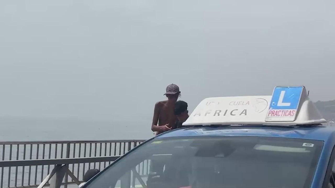 Las imágenes más impactantes de la llegada de masiva de inmigrantes a Ceuta