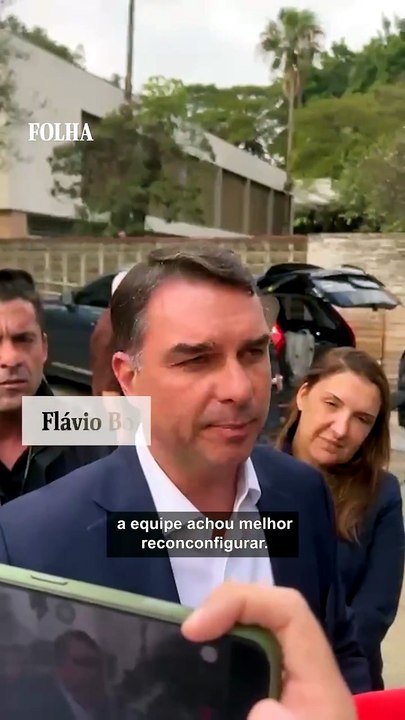 ‘Equipe achou melhor reconfigurar’, diz Flávio sobre troca de marqueteiro