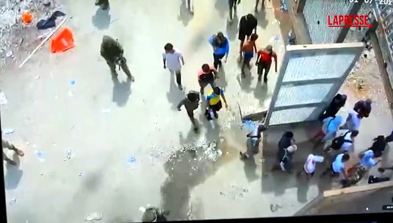 Ceuta, Madrid pubblica video di migranti che rientrano in Marocco: "Ne sono gi? tornati 25 mila"