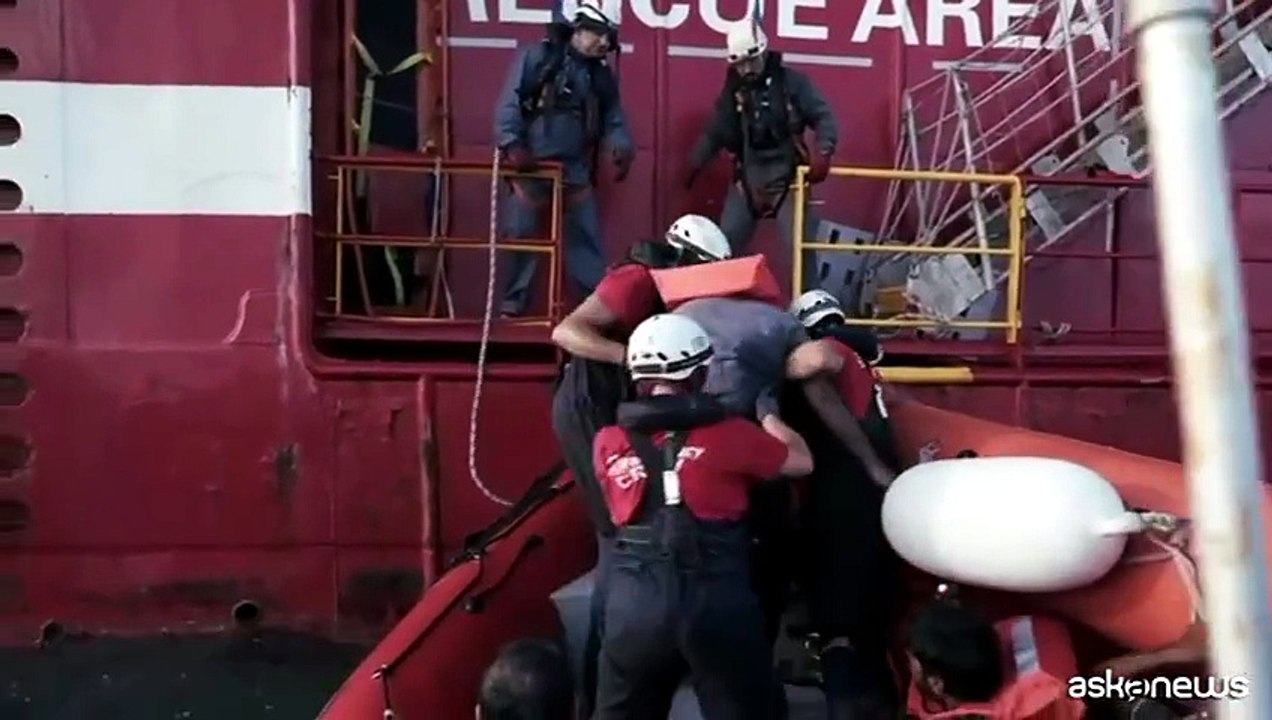 La Life Support di Emergency salva 28 migranti, sbarcheranno a Ortona