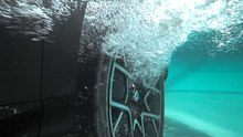 Skynomad N90, el coche eléctrico con baterías que puede flotar en el agua en caso de emergencia