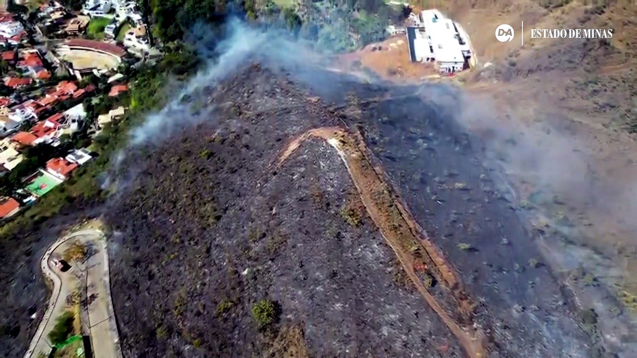 Drone captura imagens de incêndio na Serra do Curral