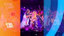Karol G es sorprendida por fan con canción de Shakira