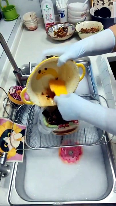 Aesthetic/Lifestyle: Deep Cleaning My Kitchen Sink & Washing All The Dishes | ASMR Restock