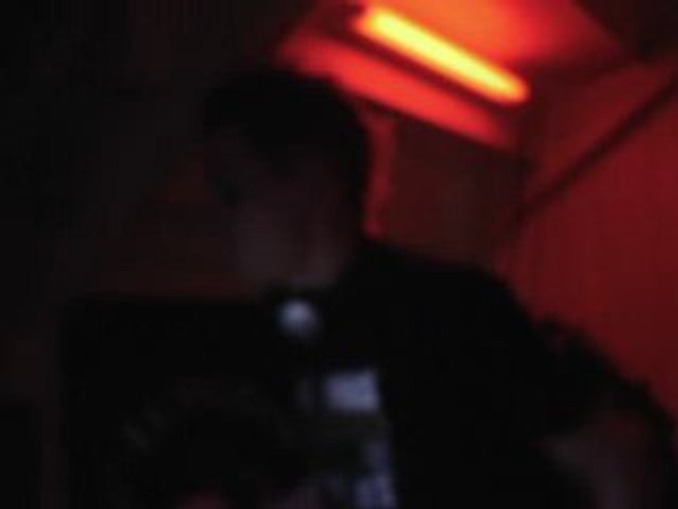 DJ TOY @ RED Z (ANNECY) 2 JUIN 2006