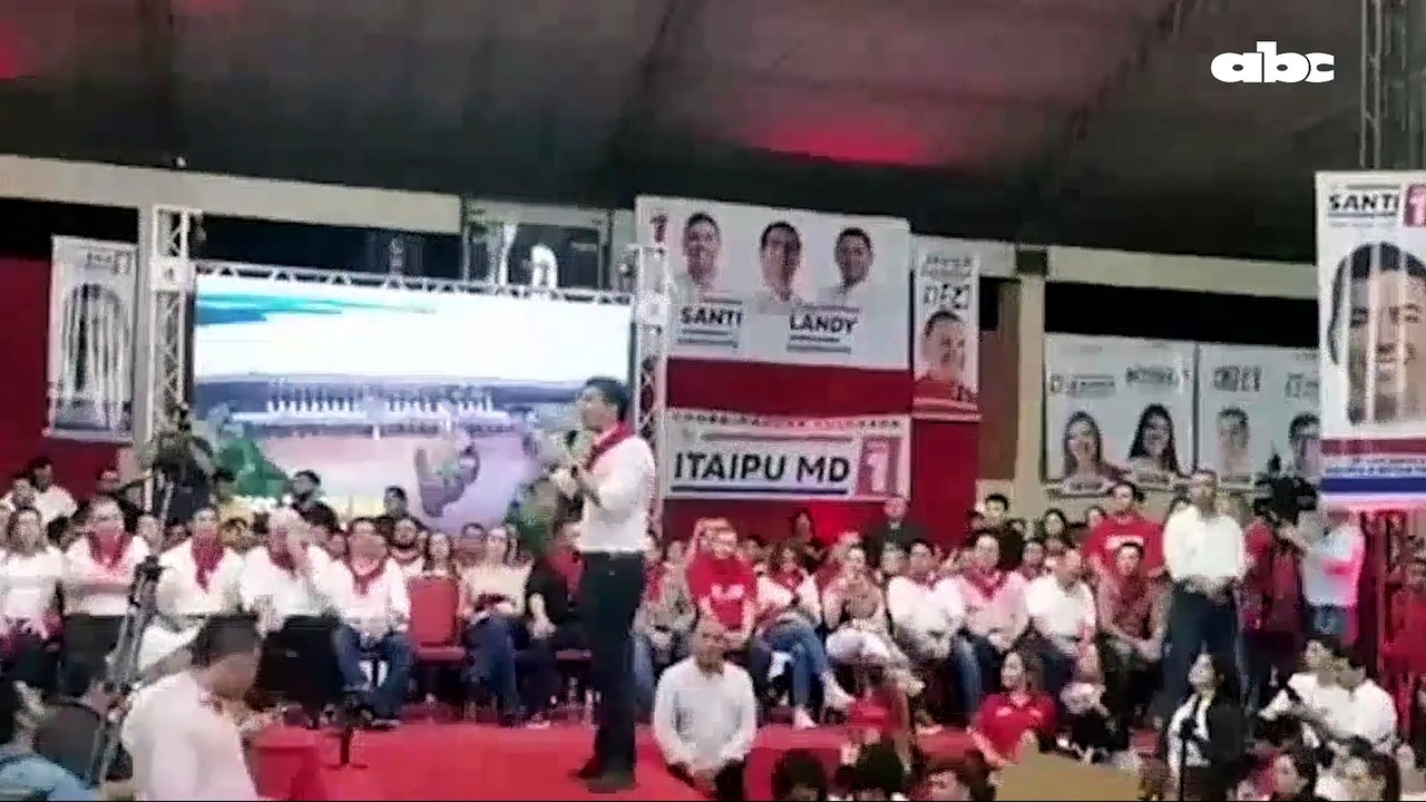 Peña prometió en campaña premiar a "guapitos"