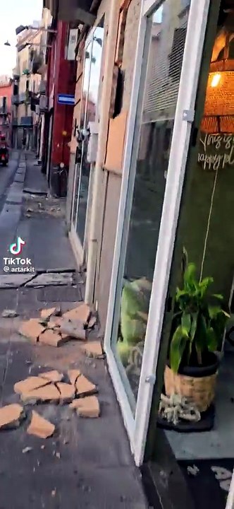 Terremoto a Napoli, i danni agli edifici