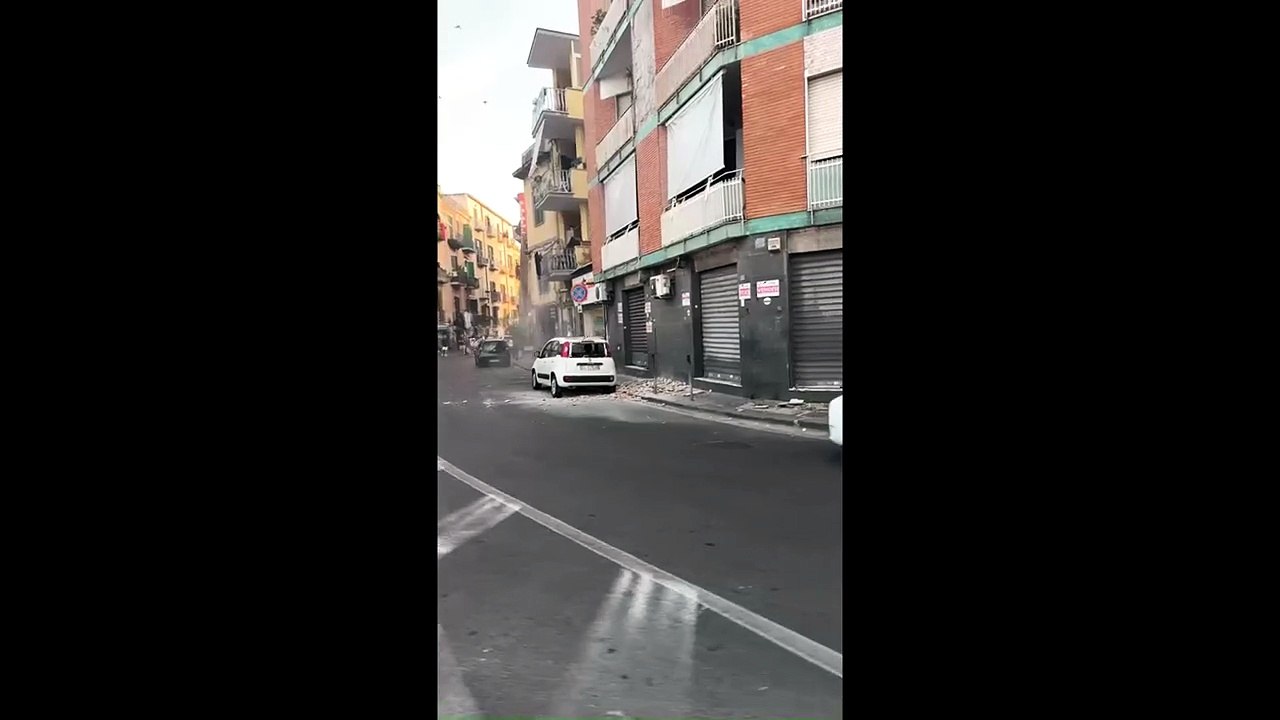 Terremoto a Pozzuoli, il viaggio nelle vie del sisma - Video