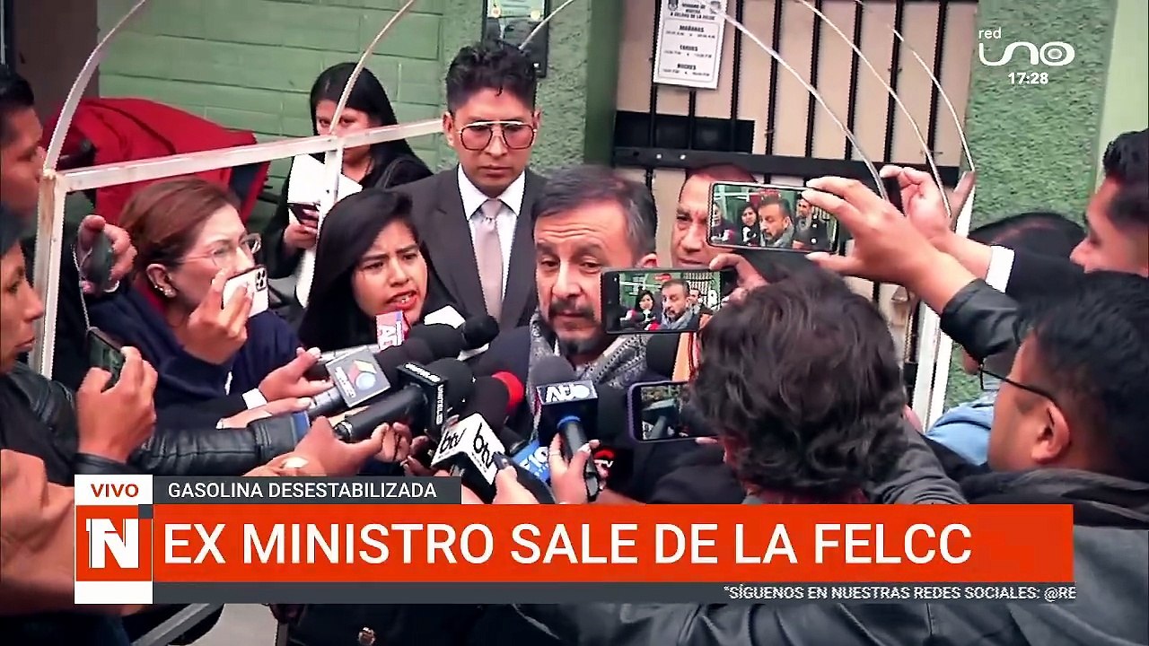 EXMINISTRO SALE DE LA FELCC