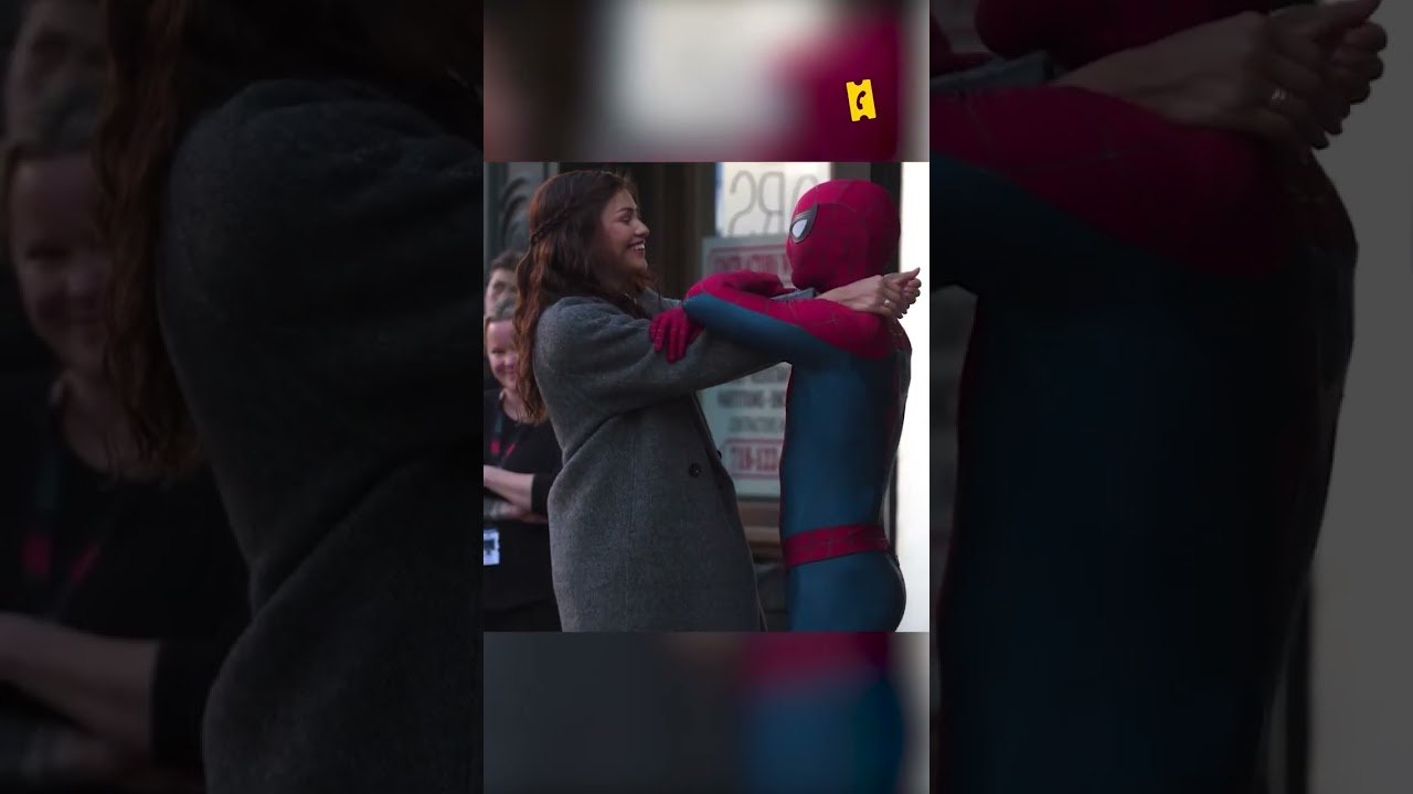 On veut tous quelqu'un qui nous regarde comme Zendaya regarde Tom Holland 🥹 Spider-Man: Brand New