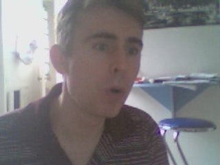 Wiwi égratigne "Je vous emmerde"