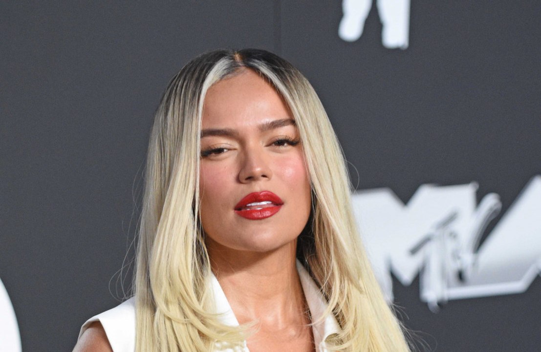 Karol G se prepara para lanzar su nuevo disco No Me Arrepiento de Sentir Tanto