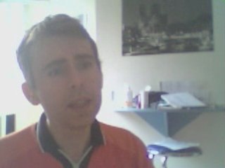 Wiwi égratigne "Reste"