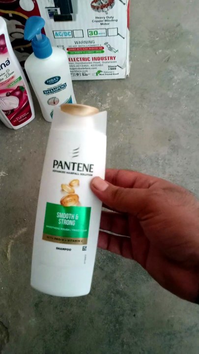 Best Shampoo, Daily Products & Amazing Dark-Light Gadget Review